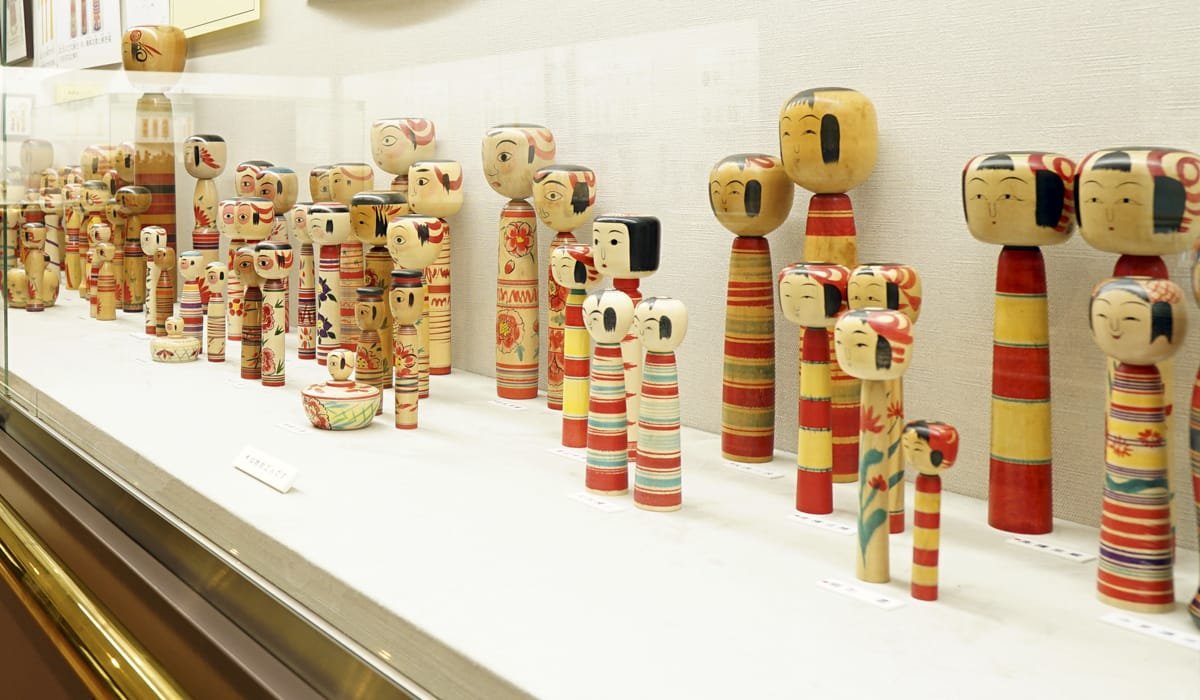 🎎 원향 코케시 군락 니시다 기념관 (겐쿄노 코케시군 니시다키넨칸) 이미지 1